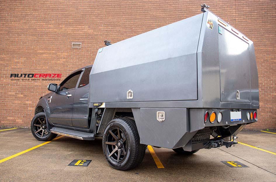 FORD RANGER AVALANCHE MACHINED FACE MATTE BLACK DARK TINT